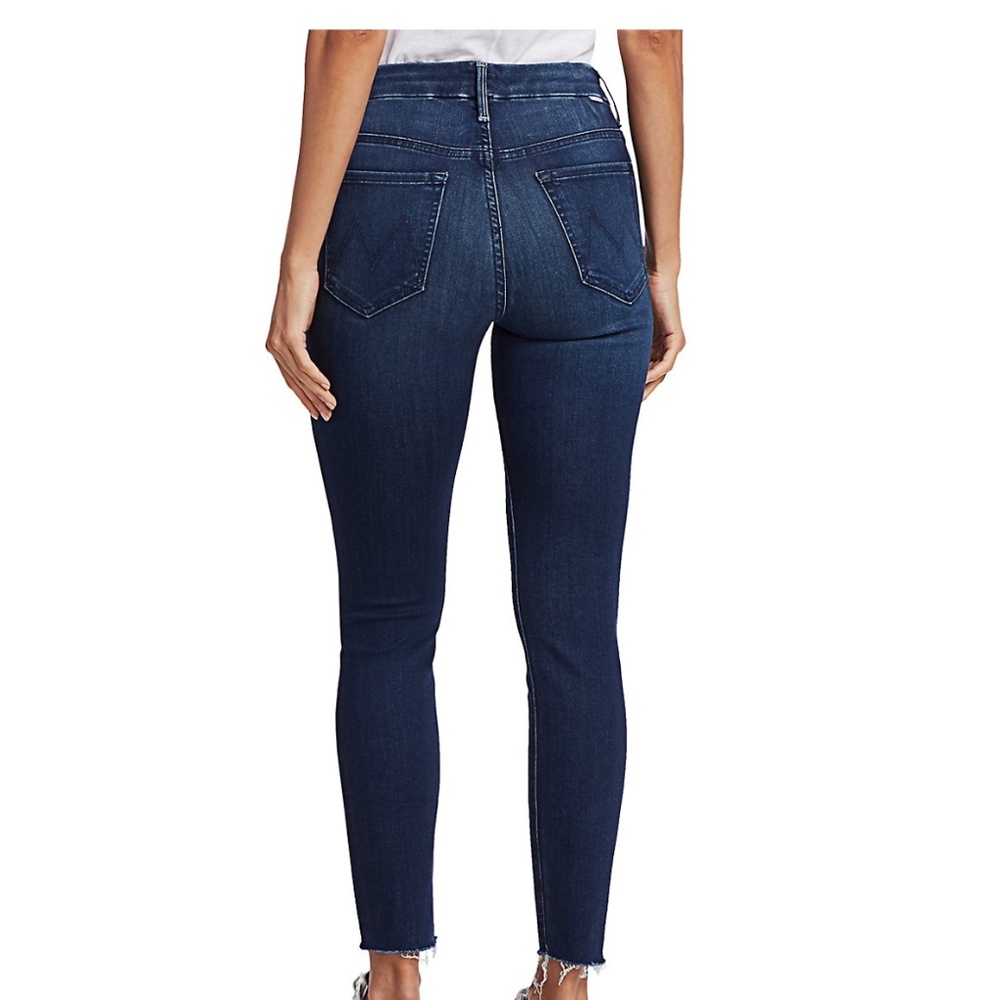 MOTHER Looker High-Rise Ankle Fray Skinny Jeans in Tongue And Chic
